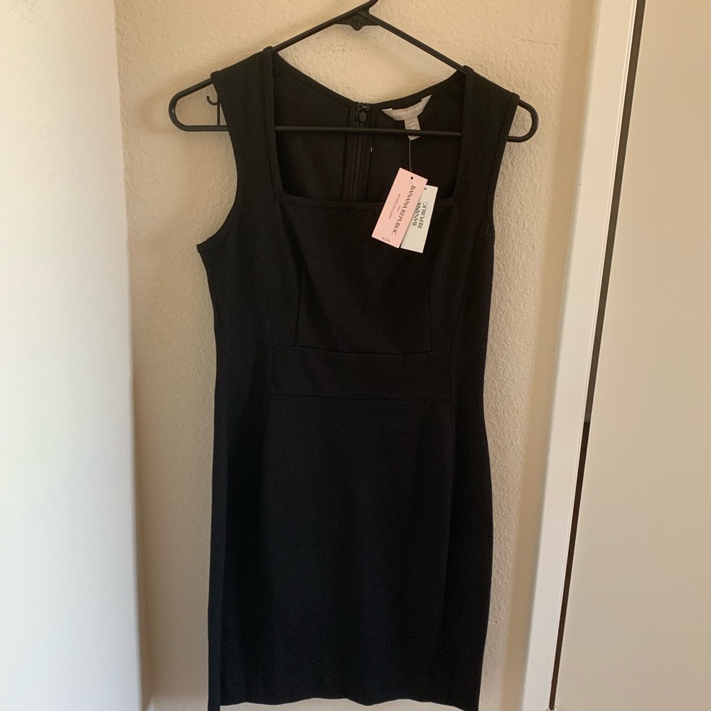 🌼 5 for $15 Bodycon Black Dress